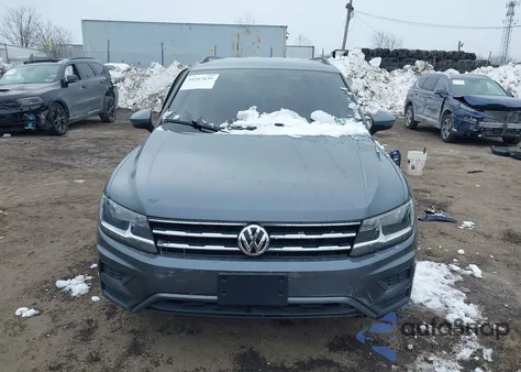 2021 Volkswagen Tiguan 2.0T Se/2.0T Se R-Line Black/2.0T Sel z USA, uszkodzony, nr VIN 3VV3B7AX4MM072271